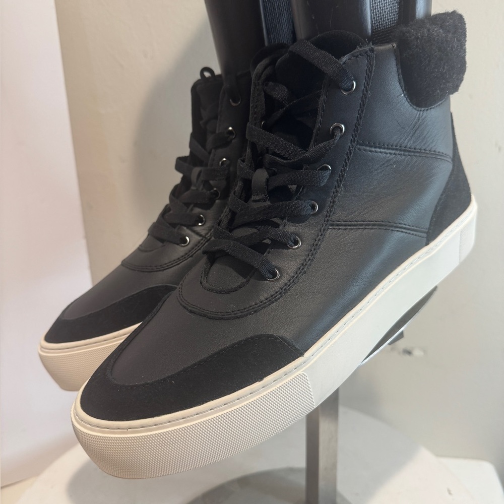 UGG Cakewalk High-Top Sneaker Women’s size 10 brand new
